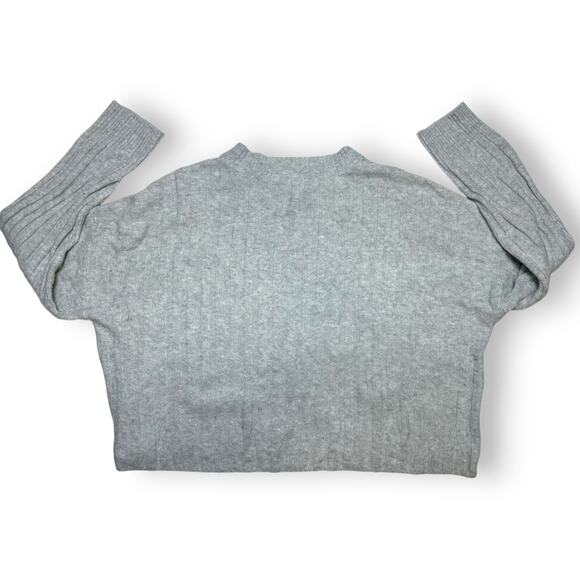American Eagle Cozy Gray Ribbed Sweater Size Large - Picture 8 of 9